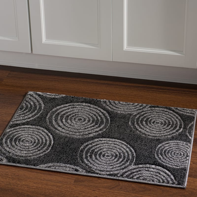 Linon Milan Collection Circles Area Rug