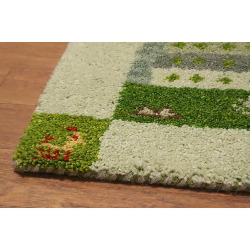Hand Knotted Oriental 100% Wool Carpet Tribal Tribal Green Gabbeh Area Rug - 1' 4'' X 1' 4''