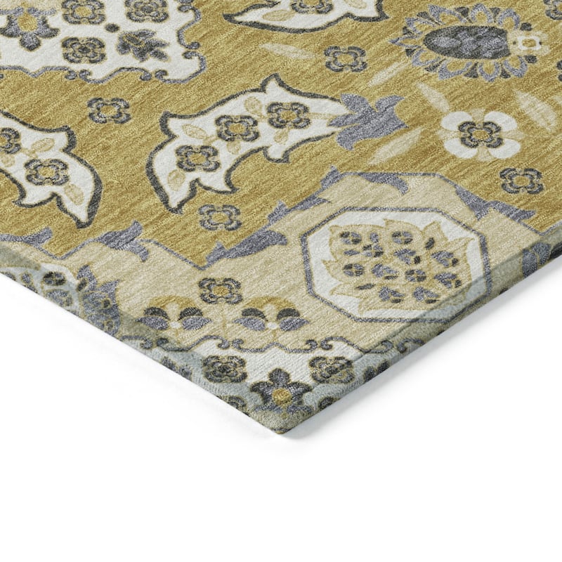 HomeRoots Medallion Traditional Rectangle Outdoor Rug