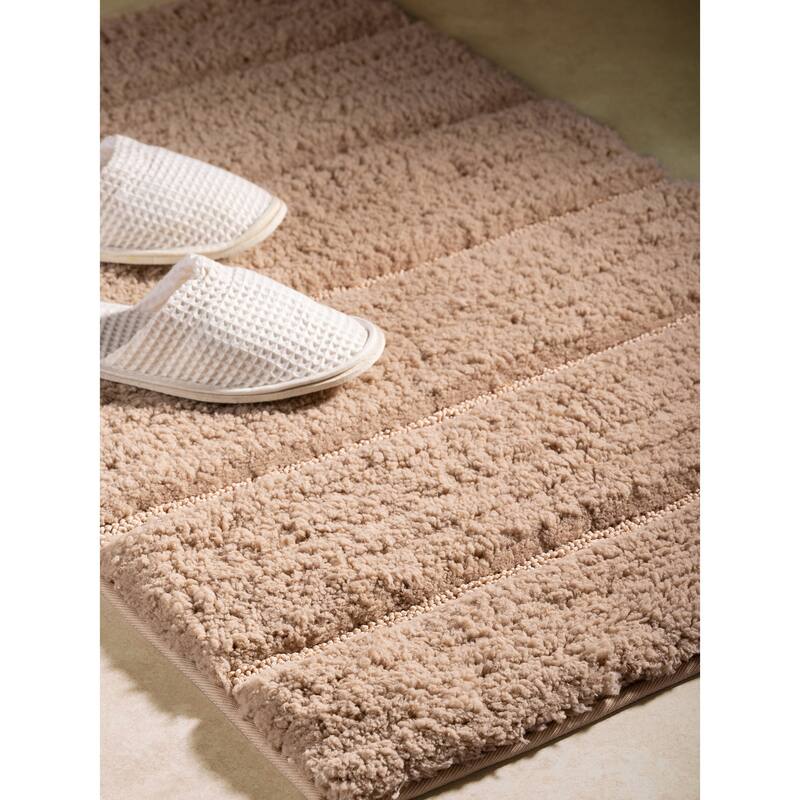 Riga Taupe Bath Mat