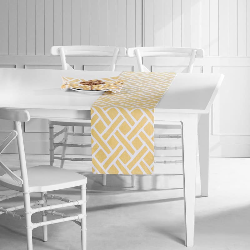 Exclusive Fabrics Martinique Printed Cotton Table Runner & Placemats