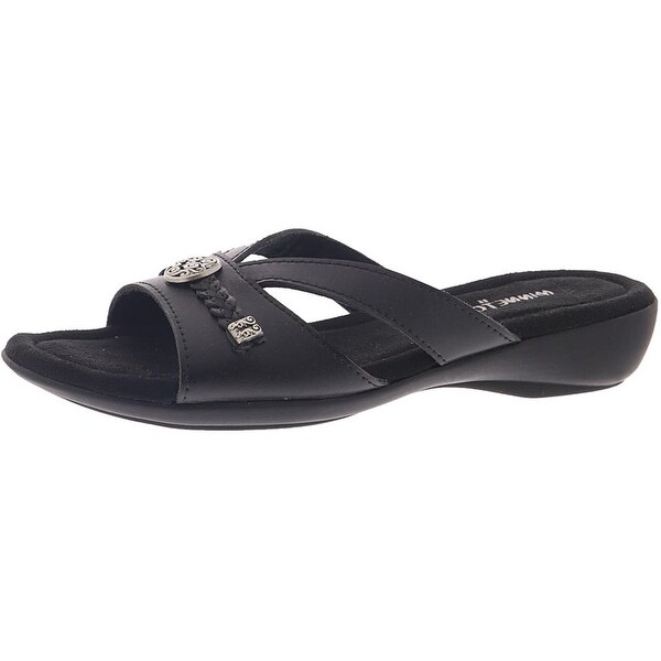 minnetonka black sandals