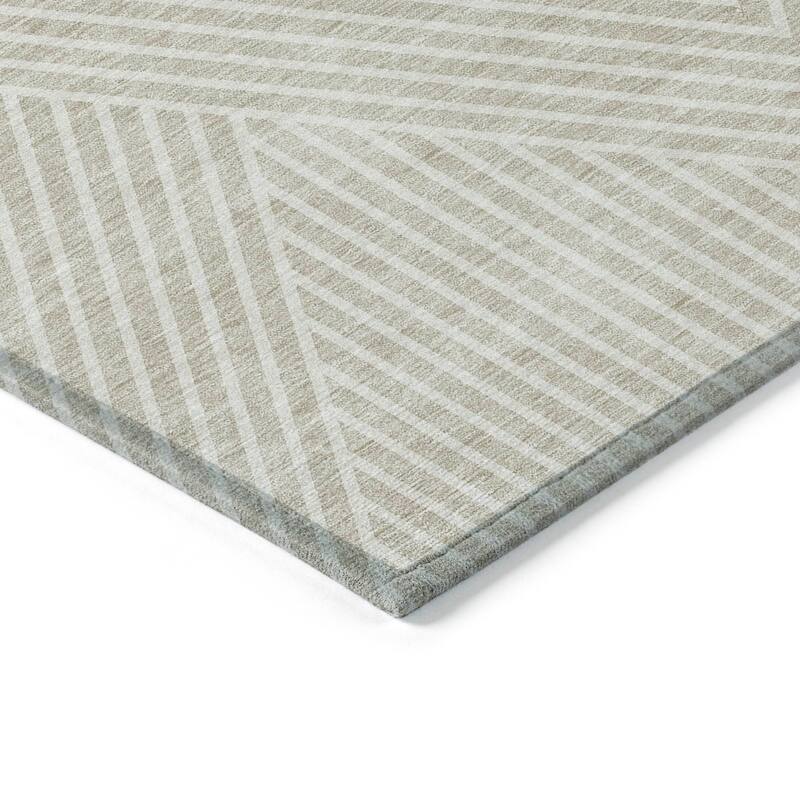 Machine Washable Indoor/ Outdoor Modern Geo Chantille Rug
