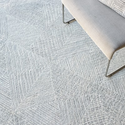 EXQUISITE RUGS Caprice Hand-tufted New Zealand Wool Silver/Ivory Area Rug.