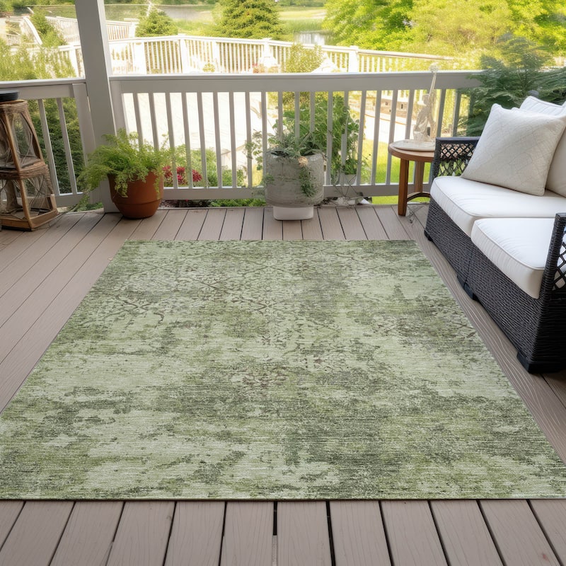 Machine Washable Indoor/ Outdoor Chantille Distressed Traditional Rug - Aloe - 2'6" x 3'10"