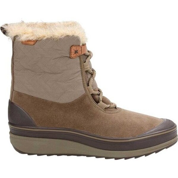 clarks women's muckers mist snow boot