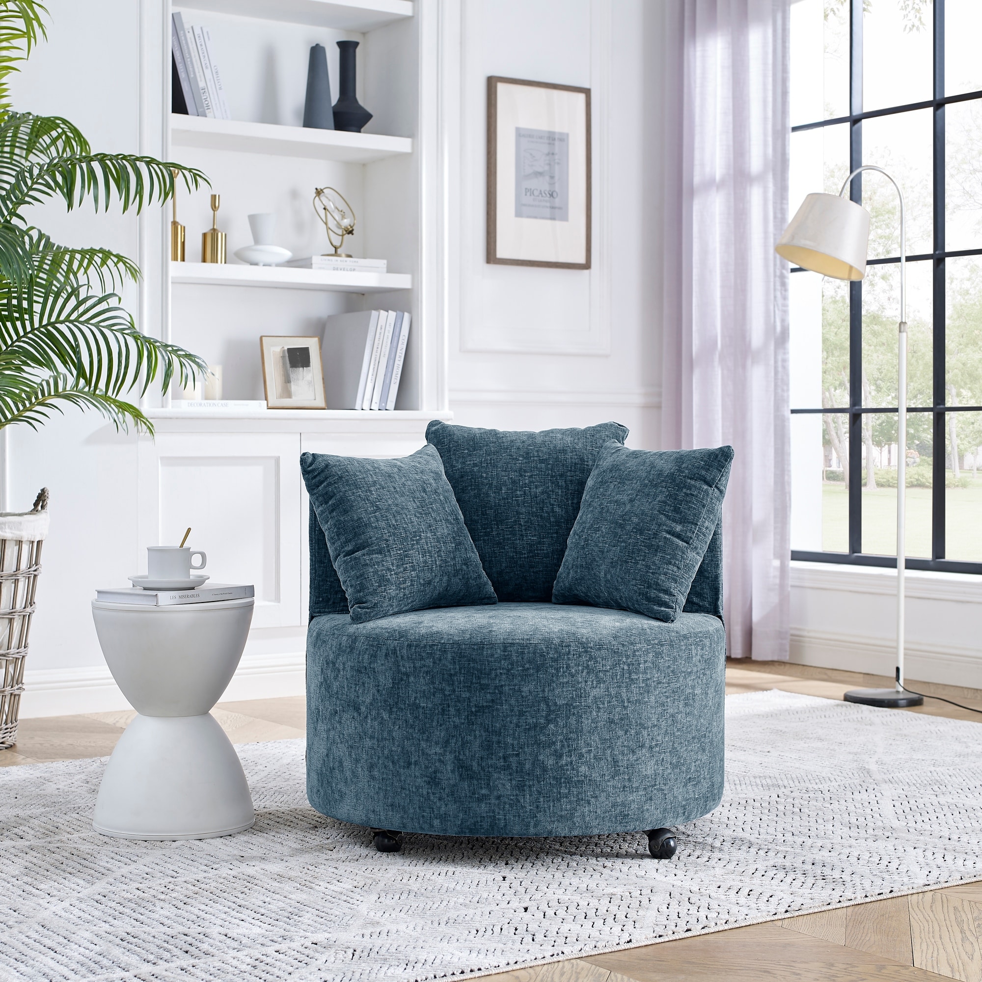 Arm chair on wheels discount