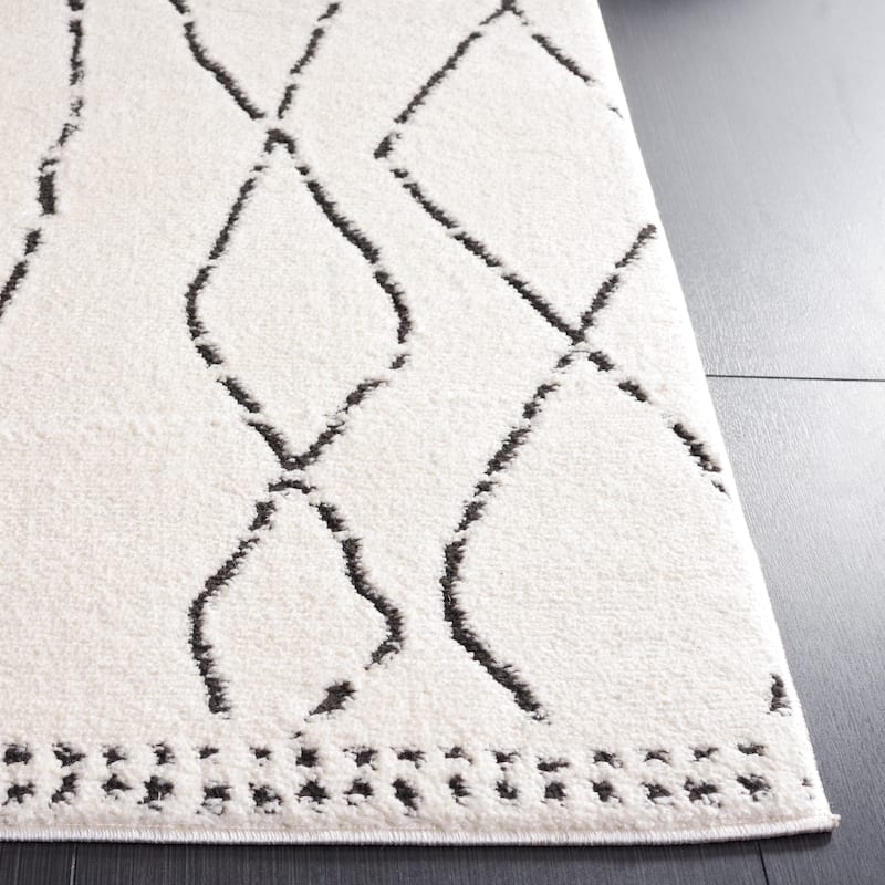 SAFAVIEH Melody Benita Moroccan Rug