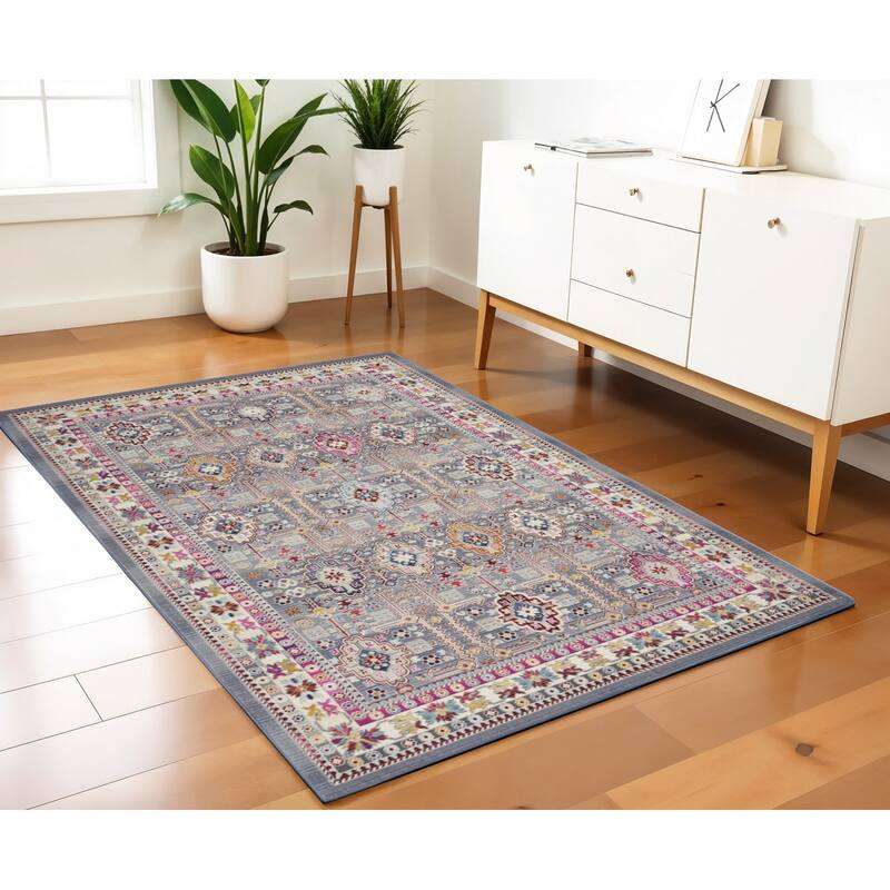 HomeRootsFloral Bohemian Rectangle Area Rug - 72' X '48' X '0.5 - 72' X '48' X '0.5 - Pink/Ivory/Gray