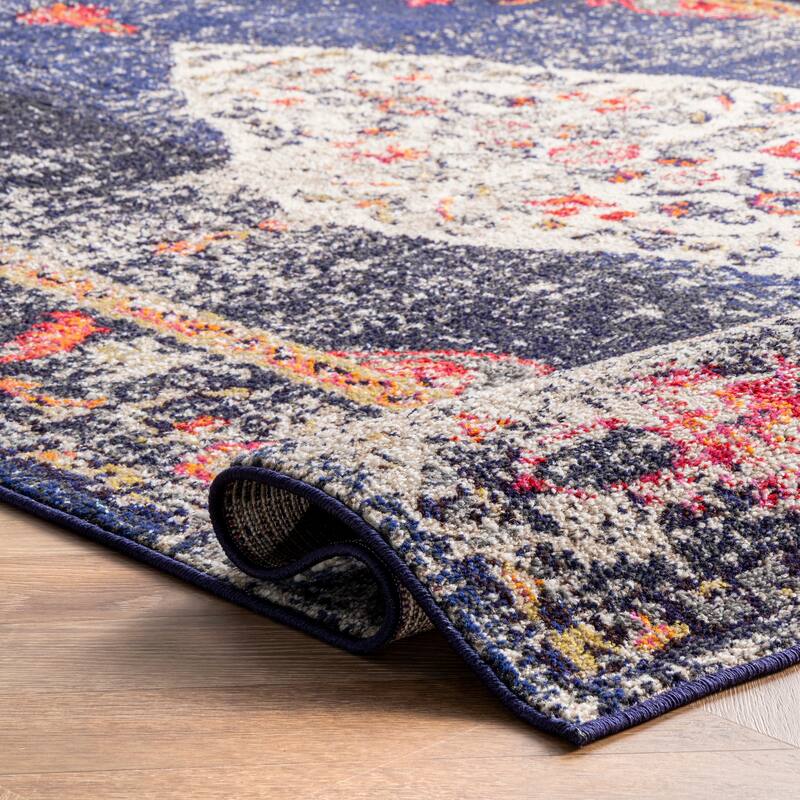 Nuloom Vintage Medallion Veronica Area Rug