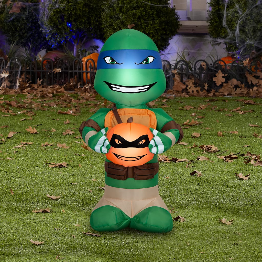 Airblown-Big Head Leonardo w/Pumpkin-Nick