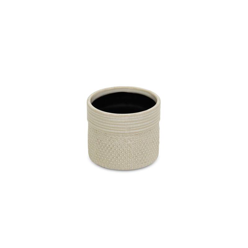 HomeRoots Off White Ceramic 25 Ounce Dotted Round Distressed Pot Planter - 4.50 in. x 3.75 in. x 4.50 in.
