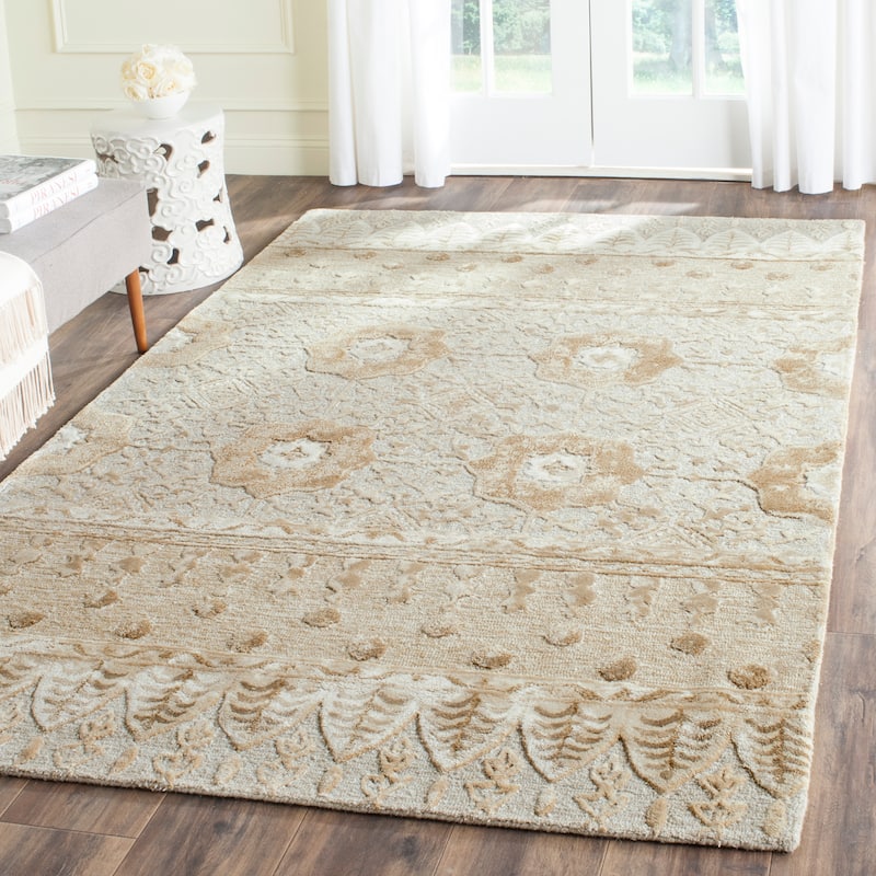 SAFAVIEH Handmade Allure Meta Modern Floral Wool Rug - 5' x 8' - Ivory - Rectangle