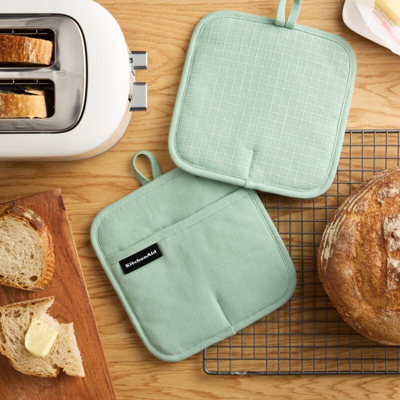 KITCHENAID Gourmet Series Gridlines Pot Holders 2-Pack Set, Heat Resistant up to 600°F, Soft Silicone Grip, Magnetic Cuff