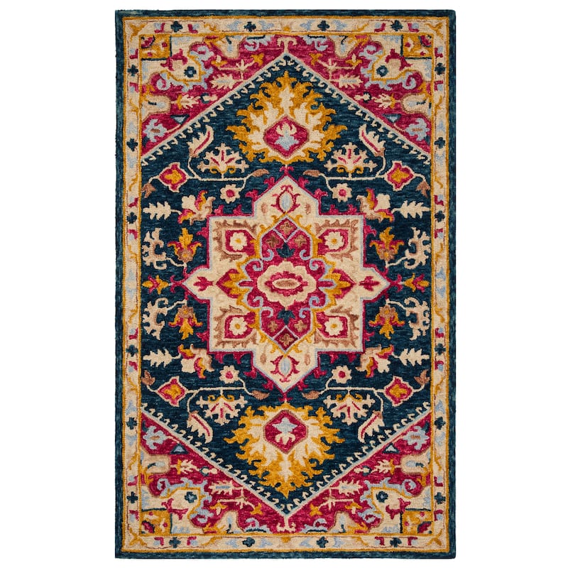 SAFAVIEH Handmade Aspen Garyfalia Boho Tribal Wool Rug