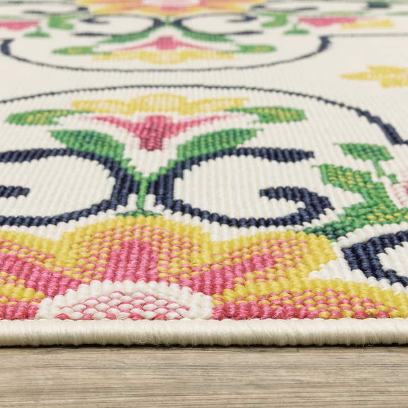 Harlowe Floral Medallions Ivory/ Multi Area Rug