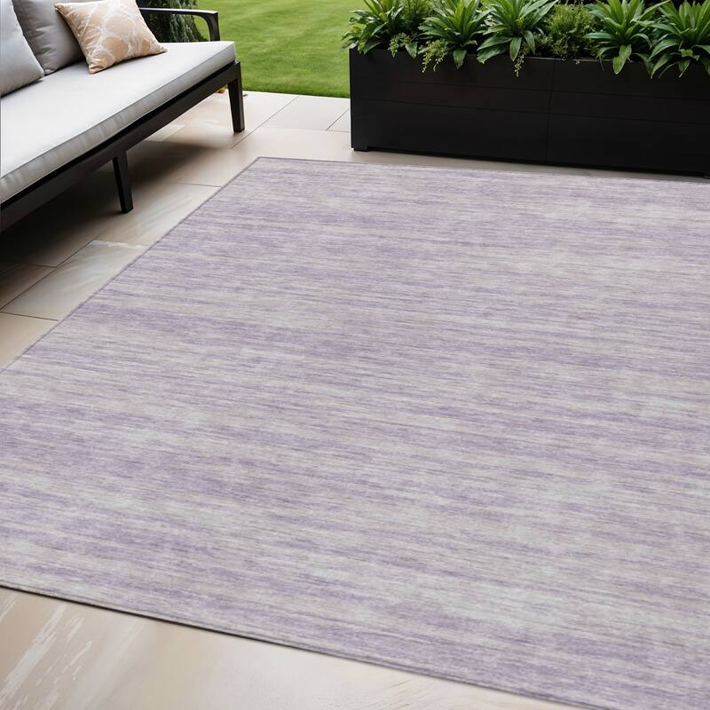 HomeRoots Abstract Modern Rectangle Outdoor Rug - 5' X 8'