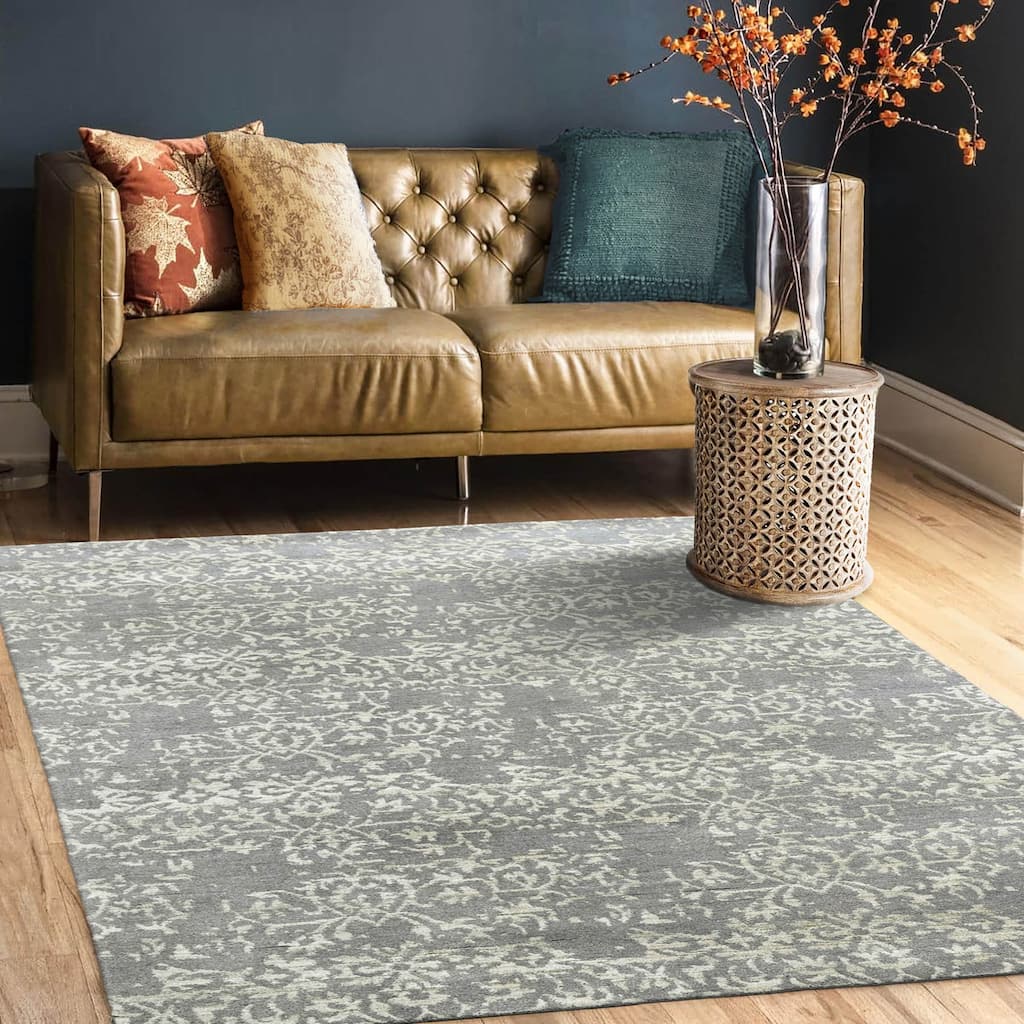 Hand Knotted Gray Tibetan 100%Wool Transitional Oriental Area Rug - 5' 4'' x 7' 5''