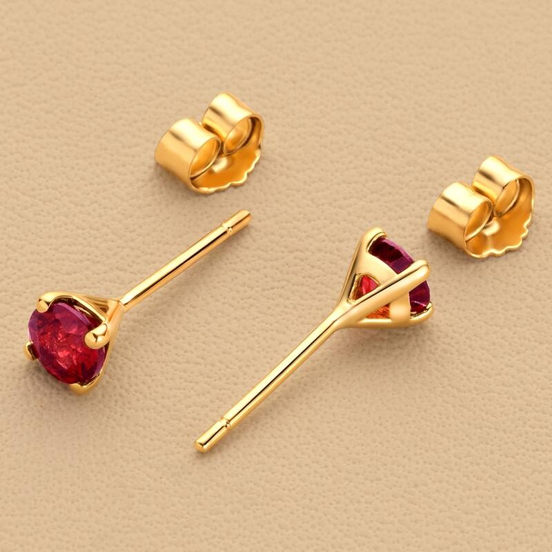 14k Gold 4mm Round Garnet Solitaire Stud Earrings