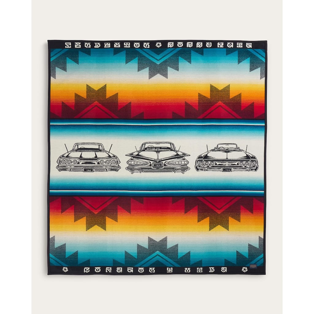 Pendleton Bobby Ruiz Corazon y Vida Throw