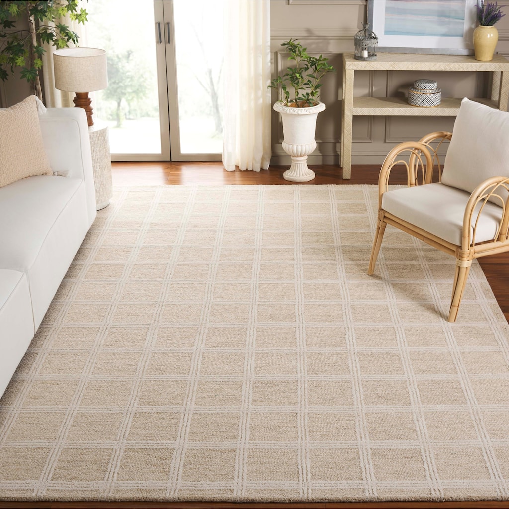 SAFAVIEH Handmade Pine Sandorne Modern & Contemporary Wool Rug