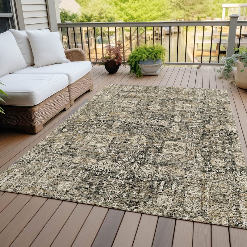 Machine Washable Indoor/ Outdoor Chantille Vintage Traditional Rug