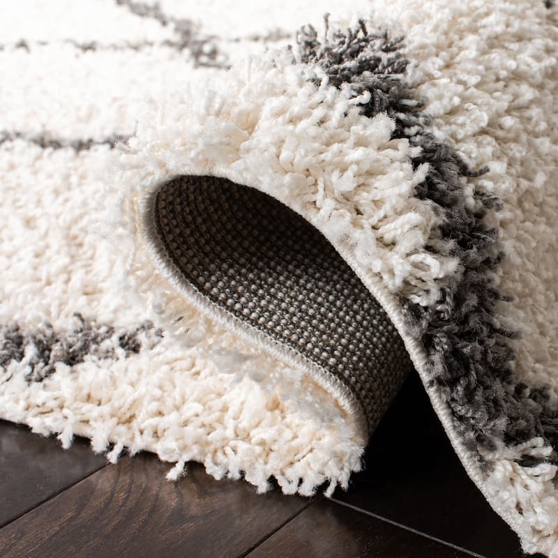 SAFAVIEH Dallas Shag Hacer Trellis 1.5-inch Thick Rug
