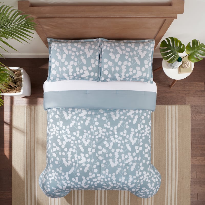 Serta Simply Clean Ellen Antimicrobial Bedding Set with Sheets - Light Blue/White - Full