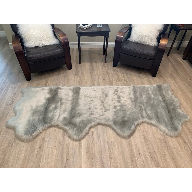 Highland Select Natural Long Wool Sheepskin 4 Pelt Shag Rug - 3' x 6'8"