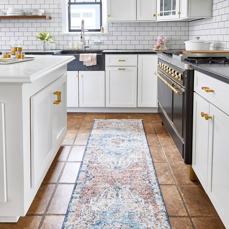 Nuloom Signe Faded Transitional Area Rug - 2' x 8' Runner - Multicolor