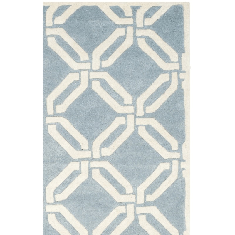 SAFAVIEH Handmade Chatham Jablenka Modern Wool Rug