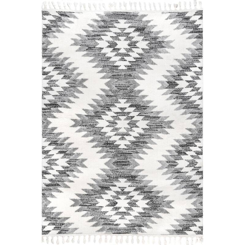 Nuloom Adelade Aztec High Low Shaggy Tassel Area Rug