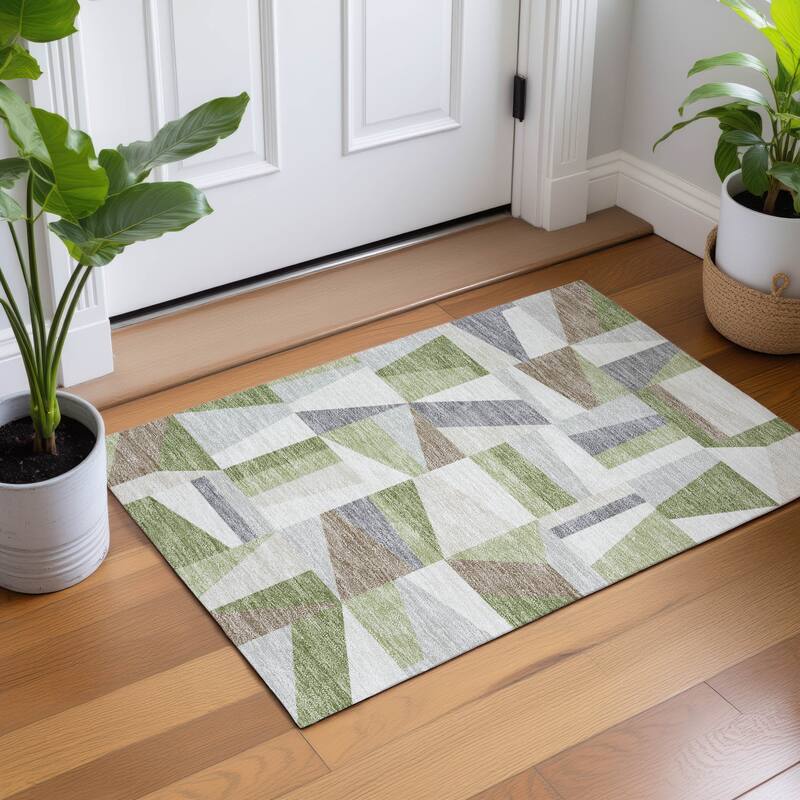 Machine Washable Indoor/ Outdoor Contemporry Mosaic Chantille Rug