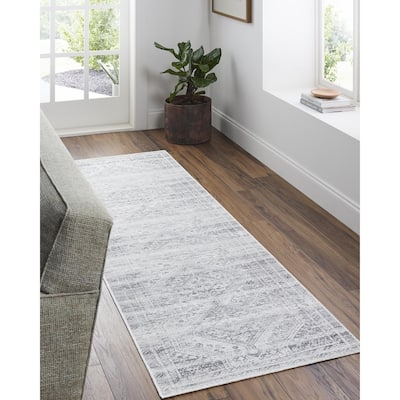 Livabliss Embrace Traditional Diamond Area Rug
