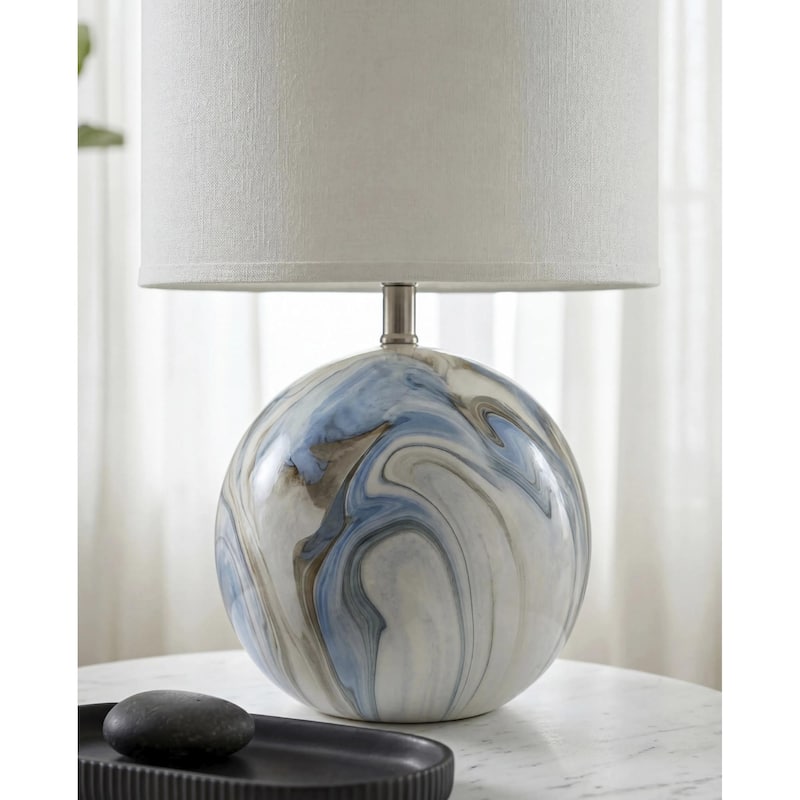Livabliss Vogel Traditional Accent Table Lamp