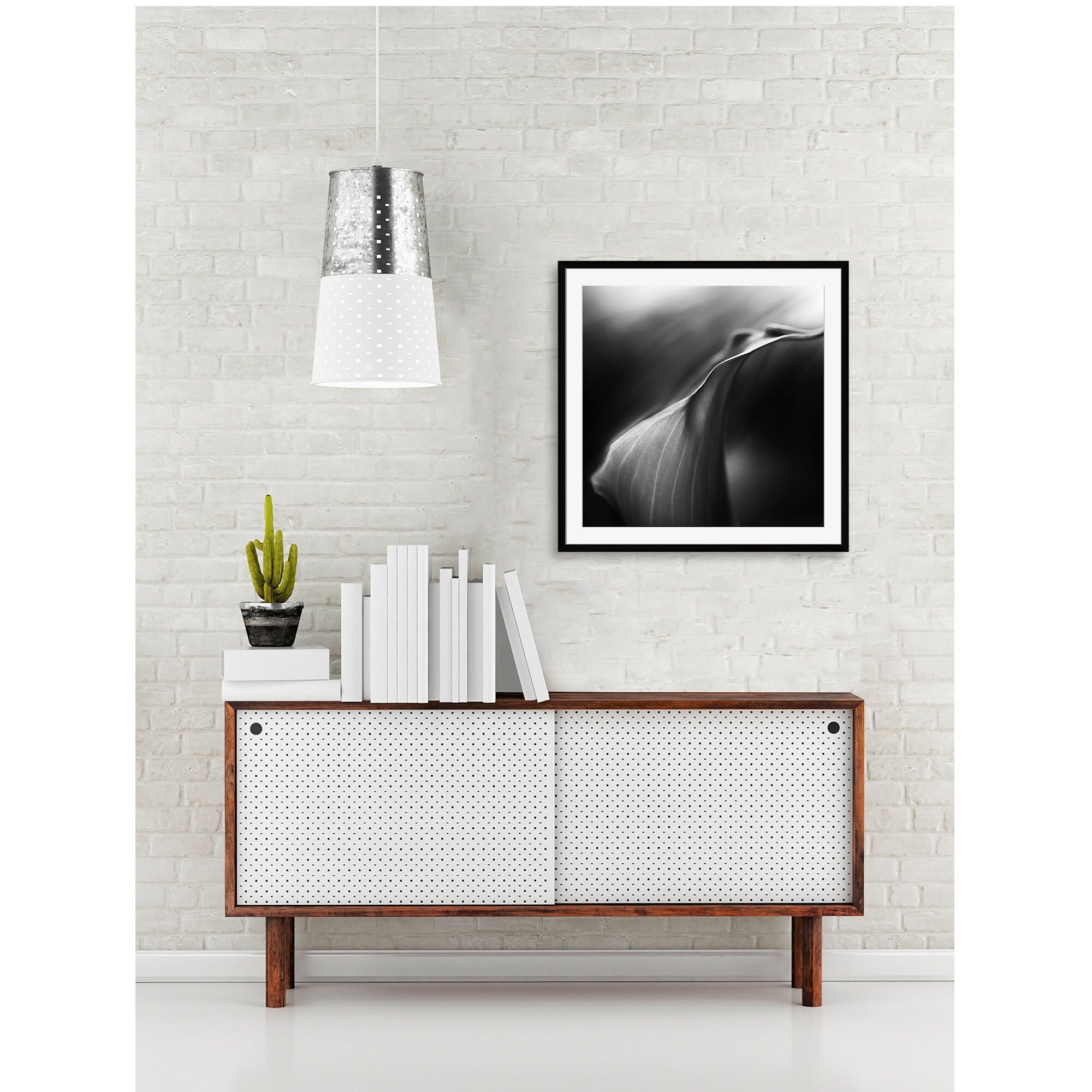28 Black And White Calla Lily Ii Wall Art Decoration Overstock 28684999