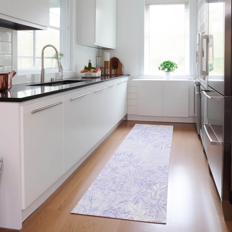 Machine Washable Indoor/ Outdoor Chantille Modern Garden Rug - Lilac - 2'3" x 7'6"