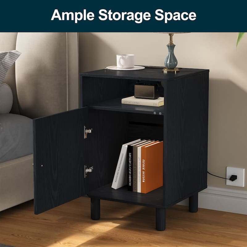 Nightstand Set of 2 with Charging Station and Solid Wood Legs
