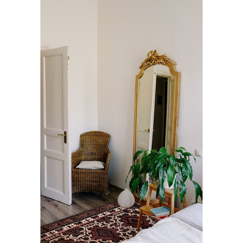 Teimani Red Rug 3'10" x 6'11" - 3'10 x 6'11