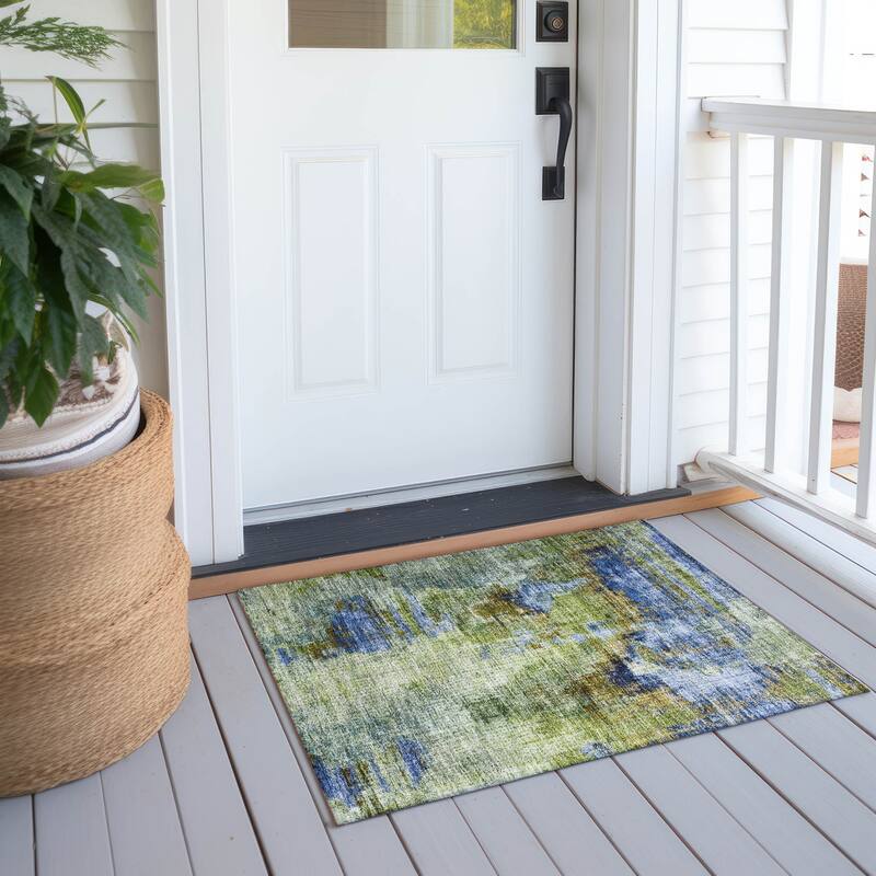 Machine Washable Indoor/ Outdoor Abstact Contemporary Chantille Rug - Green - 1'8" x 2'6"
