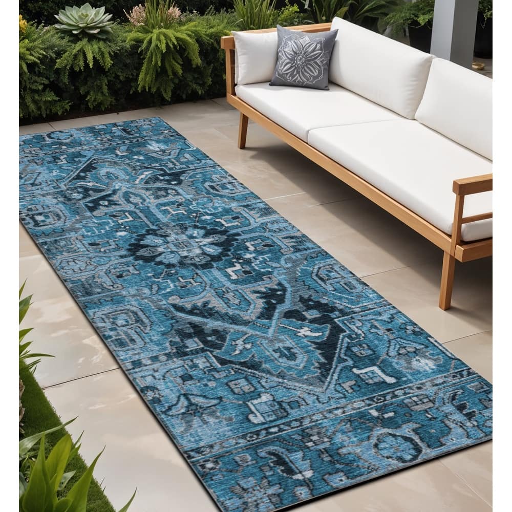 Beto Oriental Weather Resistant Refined Traditional Outdoor Rug