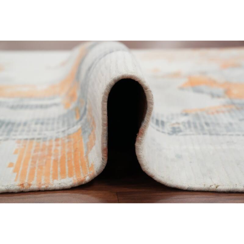 Hand Knotted Oriental Viscose Silk Carpet Modern Animal Pictorial Greys & Charcoal Abstract Area Rug - 7' 9'' X 5' 5''