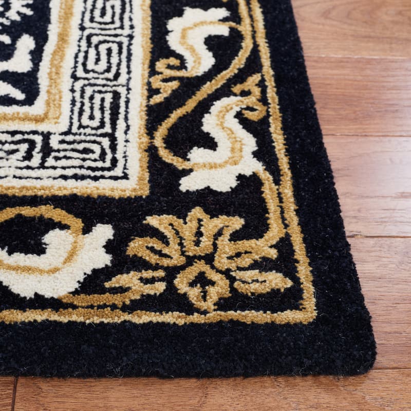 SAFAVIEH Handmade Antiquity Lauresha Wool Rug