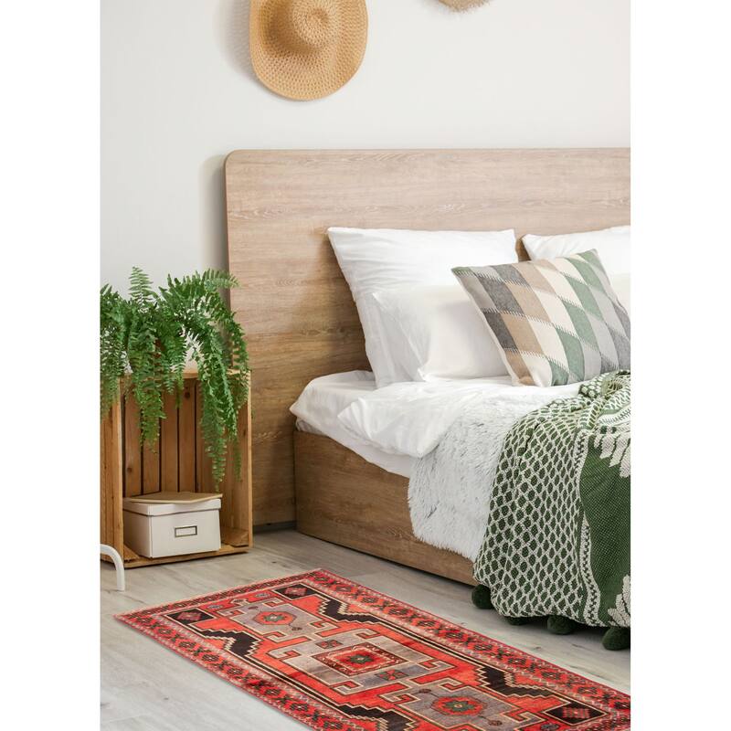 ECARPETGALLERY Hand-knotted Konya Anatolian Red Wool Rug - 4'0 x 6'10