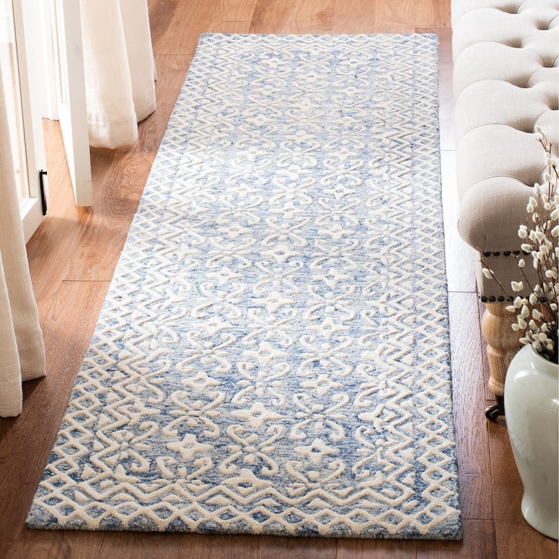 SAFAVIEH Handmade Blossom Manuela Modern Floral Wool Rug - 2'3" x 12' Runner - Blue/Ivory