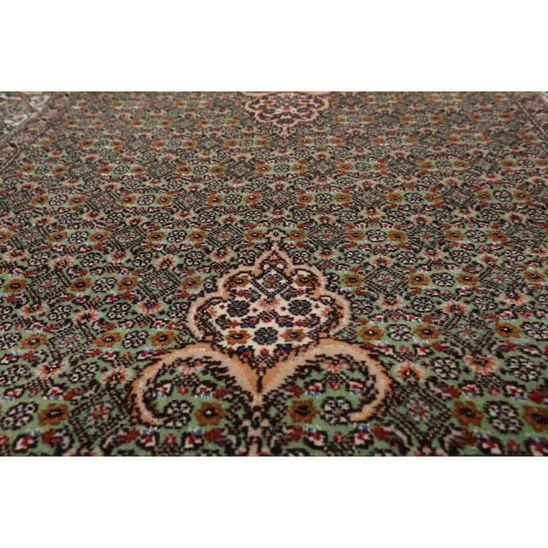 2'9''x13 Runner Hand Knotted Wool Green Traditional 300 KPSI Rug - 2' 9'' x 13'