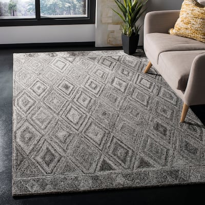 SAFAVIEH Handmade Abstract Eivor Modern Wool Rug