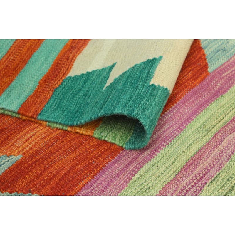 Modern Flatweave Carnell Green/Rust Rug - 5'5" x 8'2"