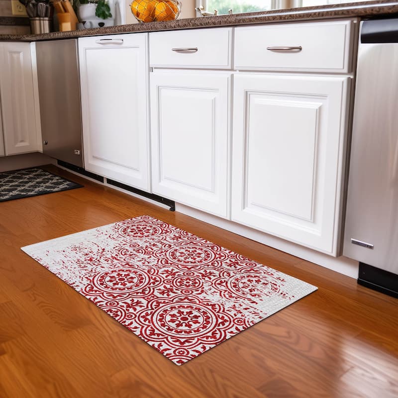 Machine Washable Indoor/ Outdoor Chantille Suzani Vintage Rug
