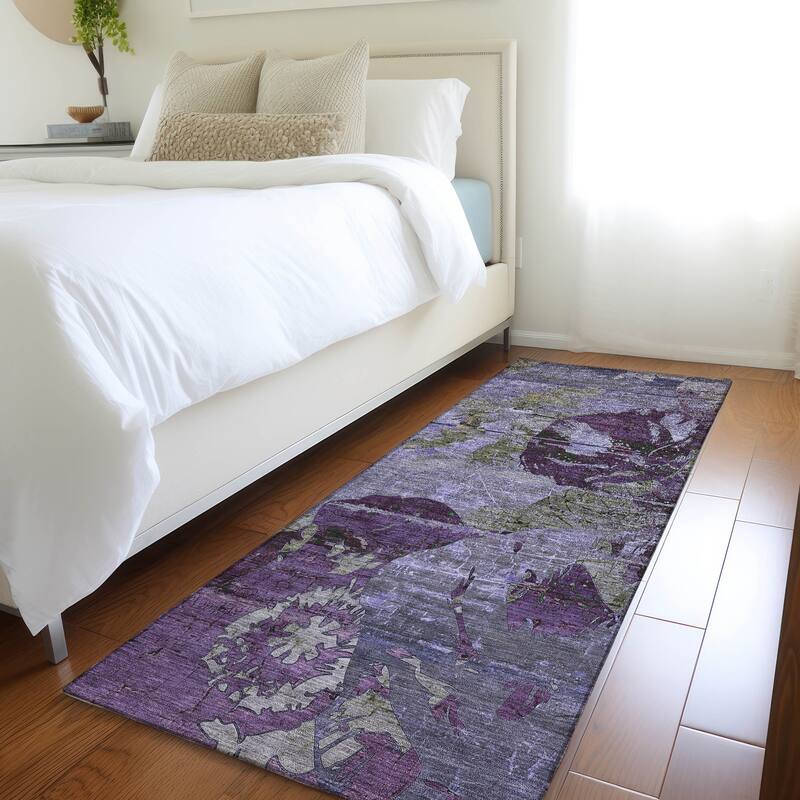Machine Washable Indoor/ Outdoor Abstract Leaves Chantille Rug - Purple - 2'3" x 7'6"
